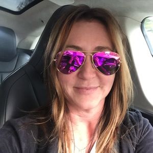 Meet your Posher, Leah